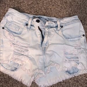 SIZE M LIGHT WASH HIGH WAISTED SHORTS